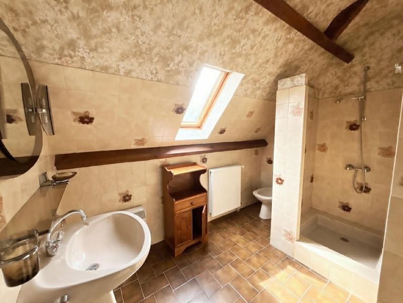 Maison - 190 m² - 6 pièces