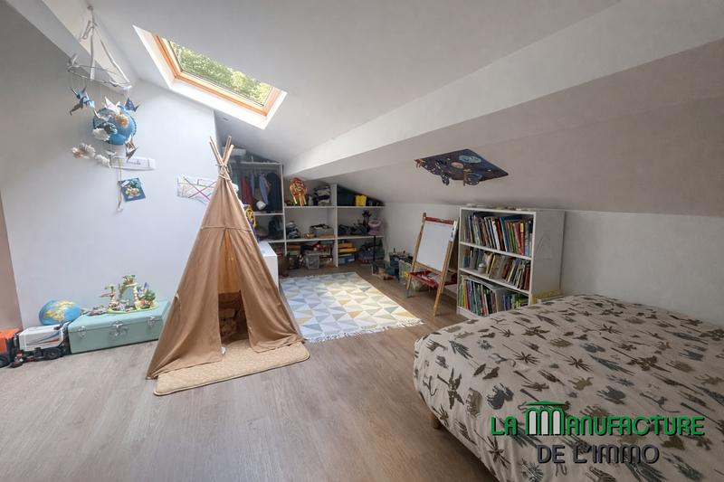 Triplex - 121 m² - 5 pièces