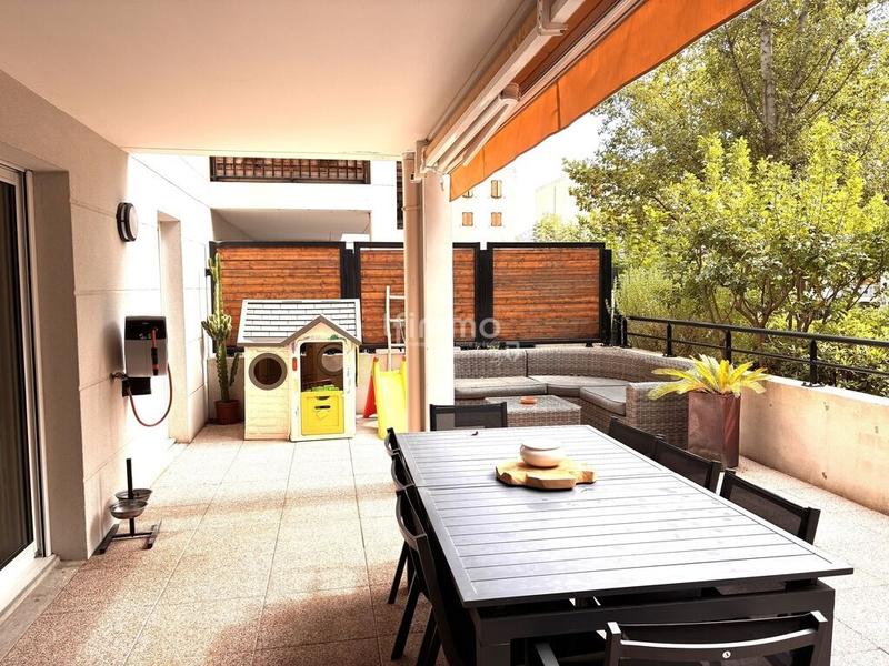 Appartement - 71 m² - 3 pièces