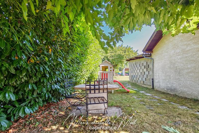 Maison - 111 m² - 4 pièces