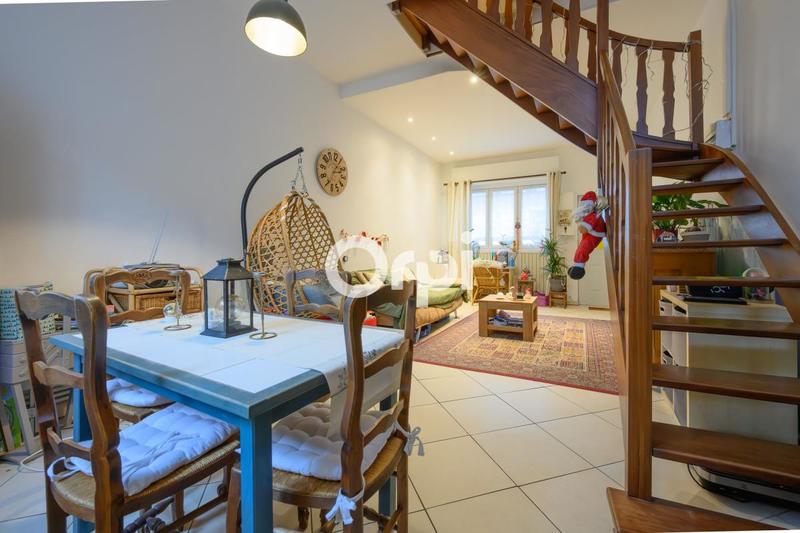 Maison - 84 m² - 4 pièces