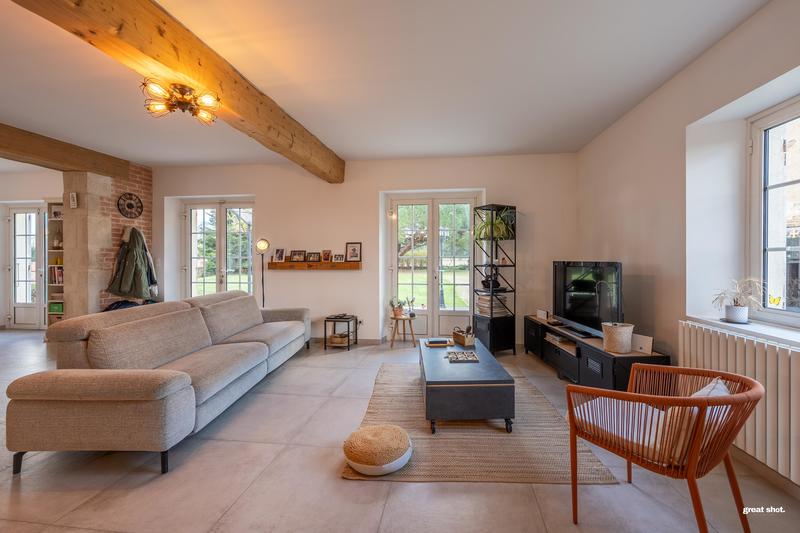 Villa - 198 m² - 7 pièces