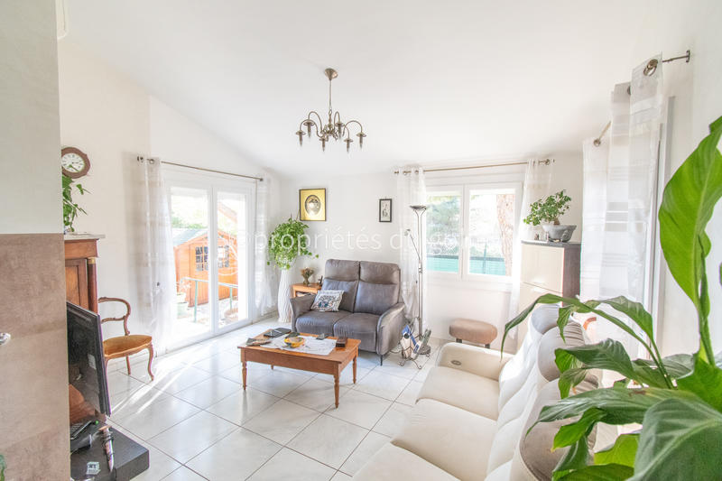 Maison - 98 m² - 4 pièces