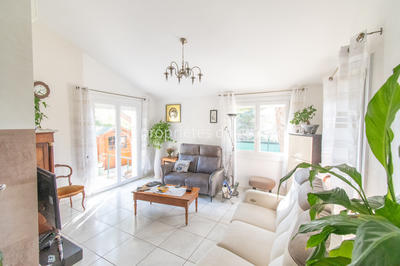 Maison - 98 m² - 4 pièces