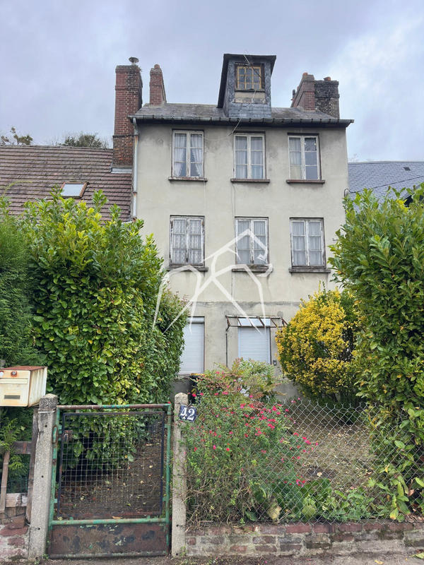 Maison ancienne - 93 m² - 5 pièces