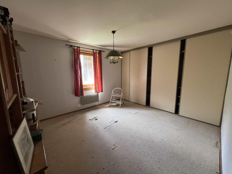 Maison - 260 m² - 10 pièces