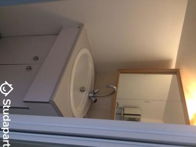 Chambre - 15 m² - 1 pièce