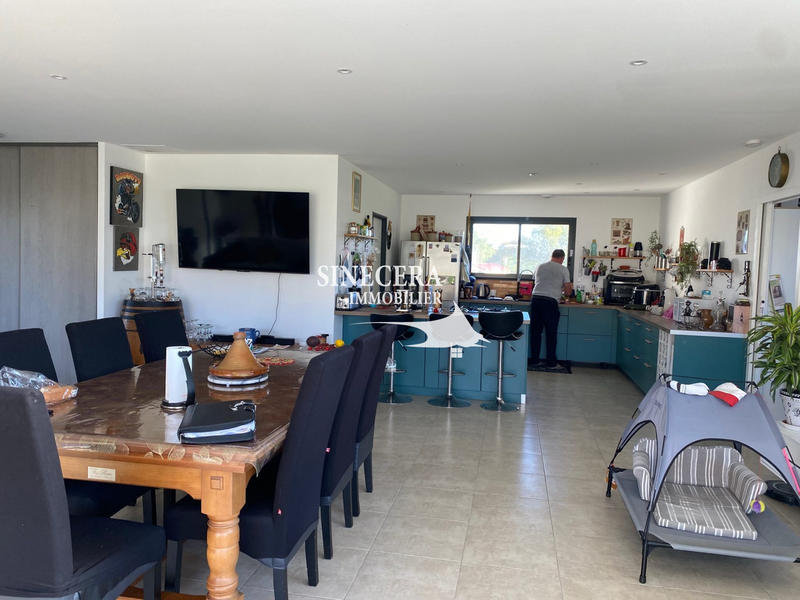 Maison - 104 m² - 4 pièces