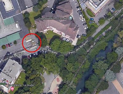 Parking / Garage - 10 m²