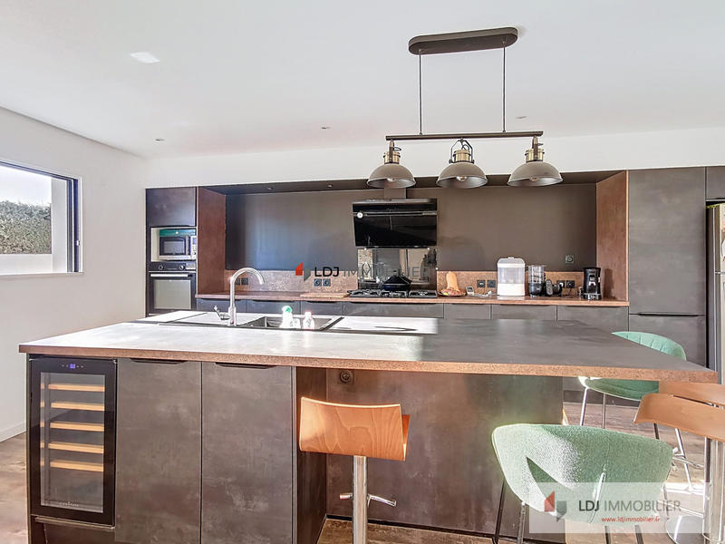 Maison - 132 m² - 5 pièces