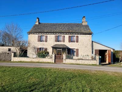 Maison - 146 m² - 6 pièces
