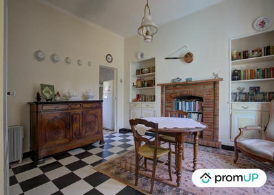 Maison - 140 m² - 5 pièces