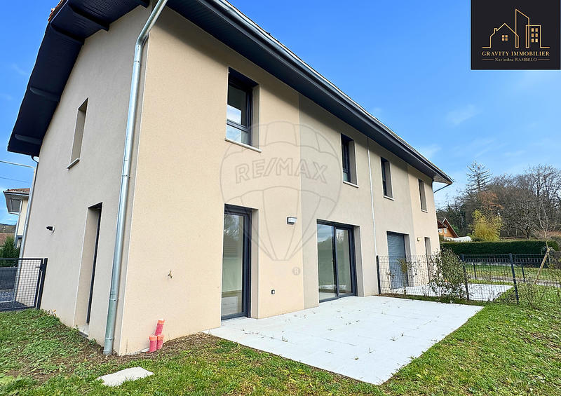 Maison - 103 m² - 5 pièces