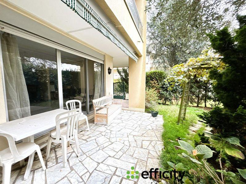 Appartement - 93 m² - 4 pièces