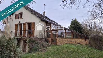 Maison - 137 m² - 7 pièces