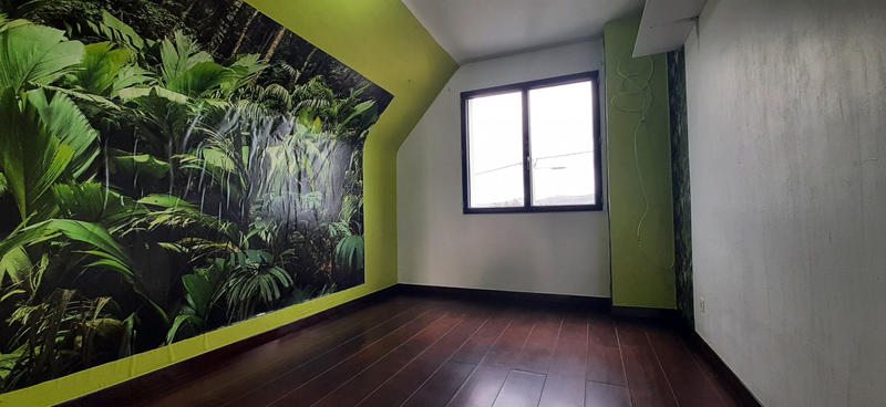 Maison - 112 m² - 4 pièces