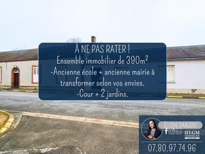 Maison - 390 m² - 10 pièces