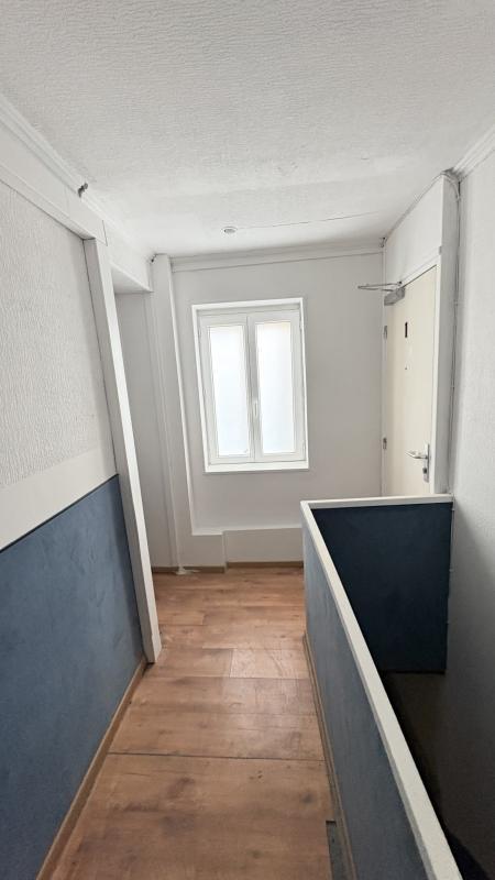 Immeuble - 54 m² - 4 pièces