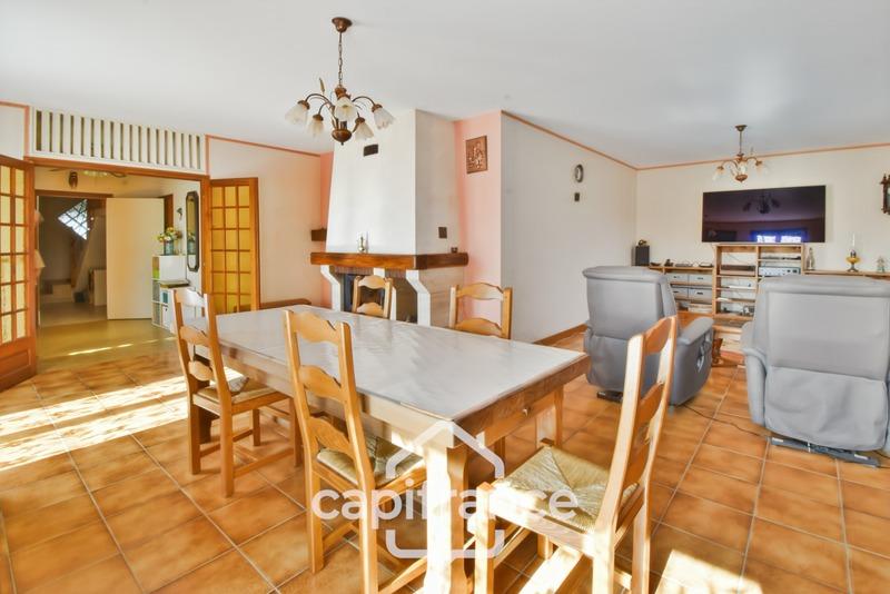 Maison - 170 m² - 5 pièces