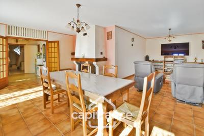 Maison - 170 m² - 5 pièces