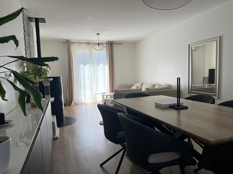 Maison - 137 m² - 6 pièces