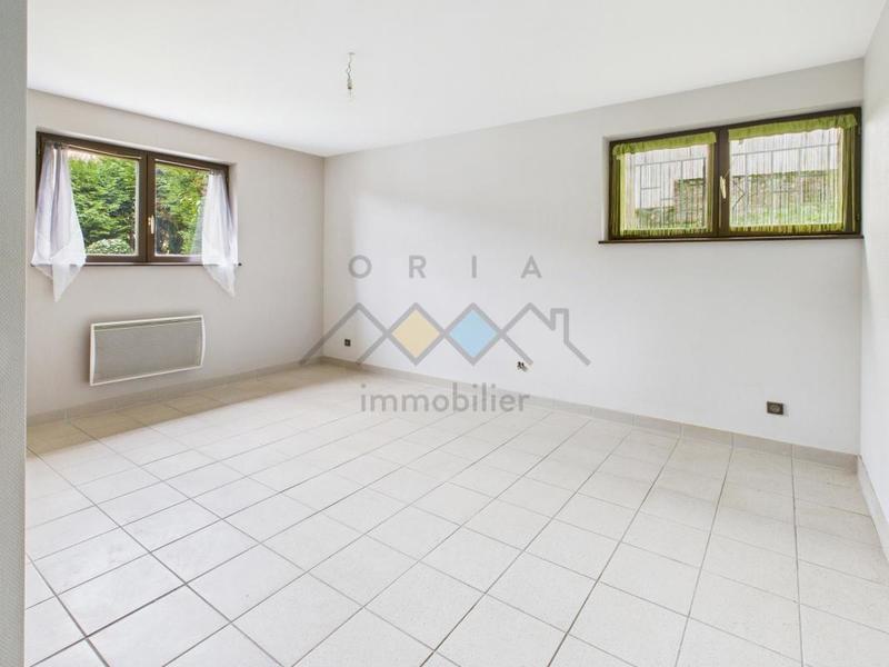 Maison - 121 m² - 7 pièces