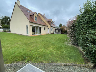 Maison - 178 m² - 9 pièces