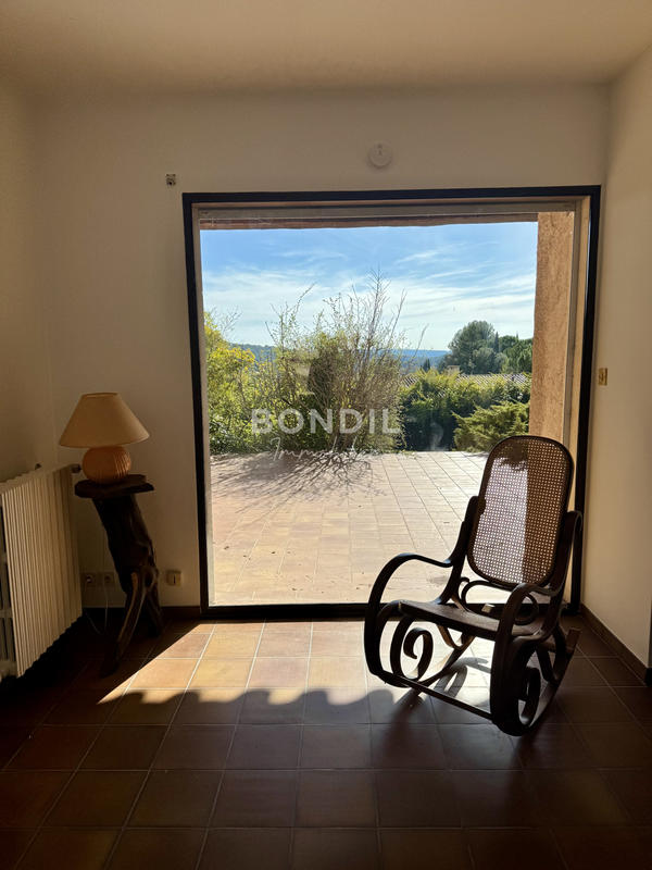 Villa - 175 m² - 6 pièces