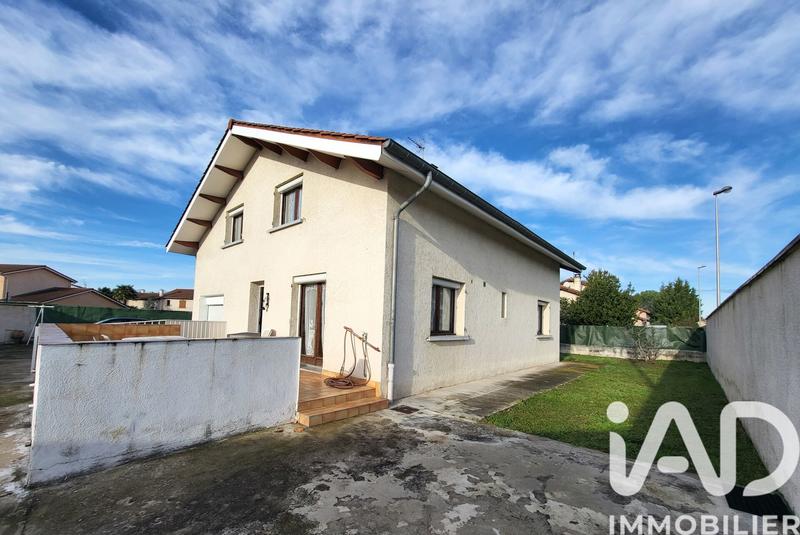 Maison - 180 m² - 5 pièces