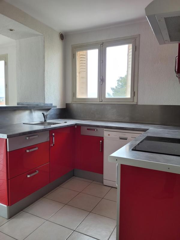 Appartement - 80 m² - 4 pièces