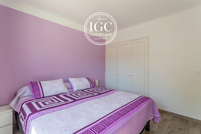 Local commercial - 103 m² - 4 pièces