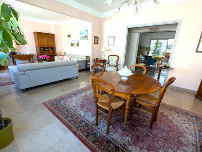 Appartement - 150 m² - 4 pièces