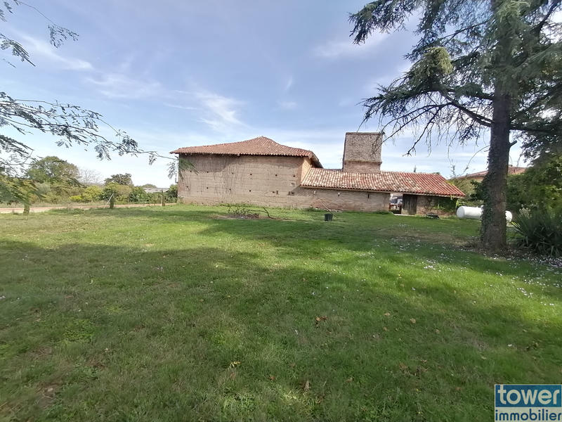 Propriété - 378 m² - 10 pièces