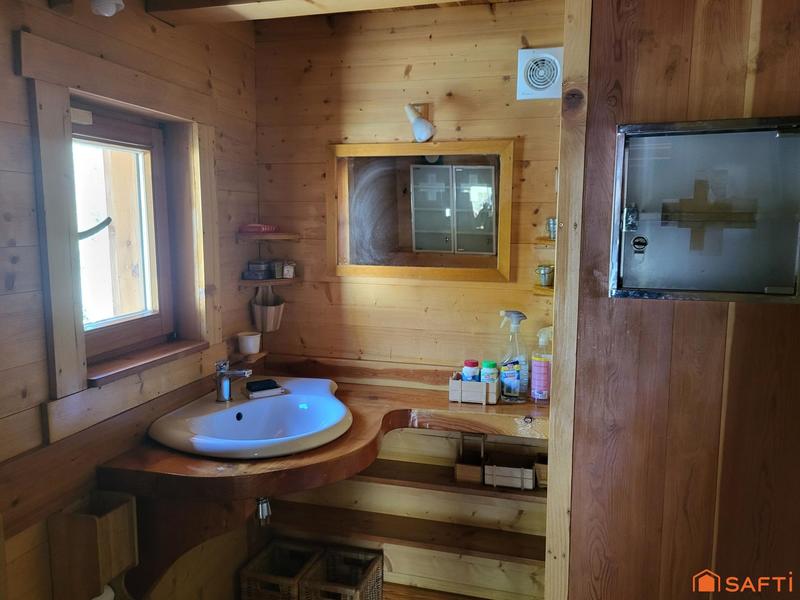 Maison - 211 m² - 6 pièces