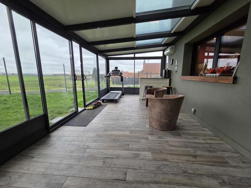 Pavillon - 150 m² - 6 pièces