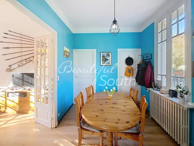 Maison - 167 m² - 7 pièces