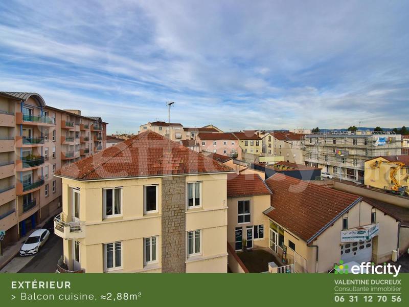 Appartement - 77 m² - 3 pièces