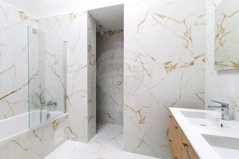 Appartement - 153 m² - 4 pièces