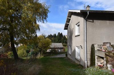 Maison - 122 m² - 7 pièces