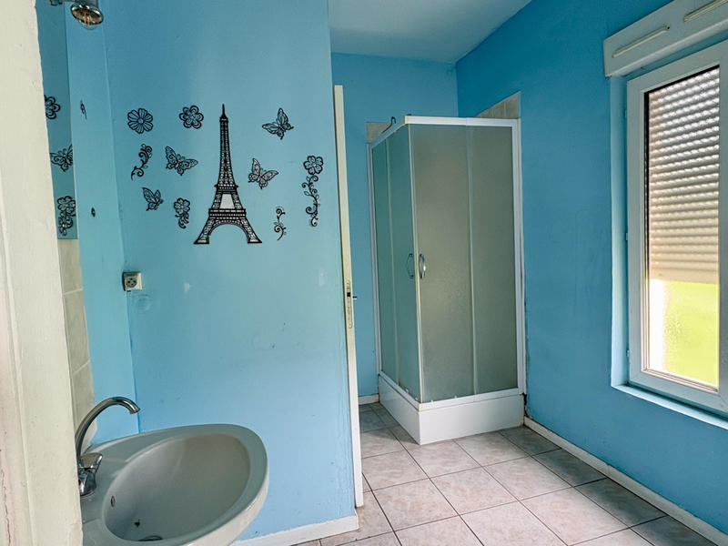 Maison - 230 m² - 8 pièces