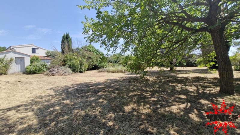 Terrain constructible - 1 089 m²