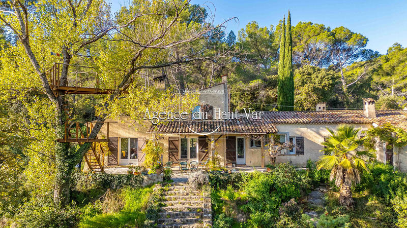 Villa - 175 m² - 6 pièces