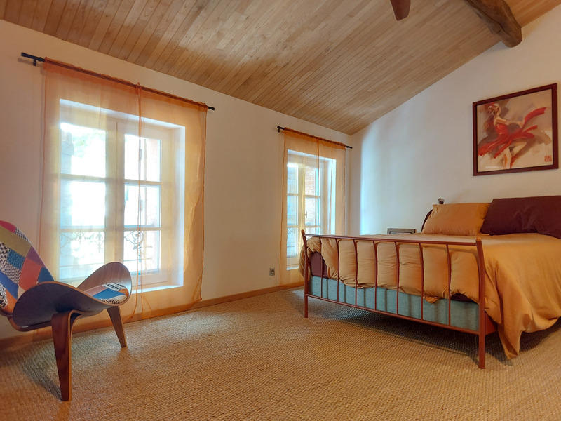 Maison - 200 m² - 7 pièces