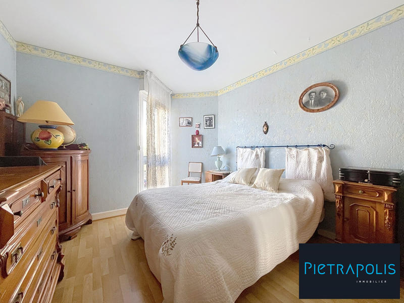 Appartement - 77 m² - 3 pièces