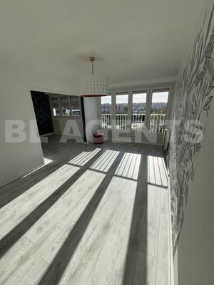 Appartement - 72 m² - 4 pièces