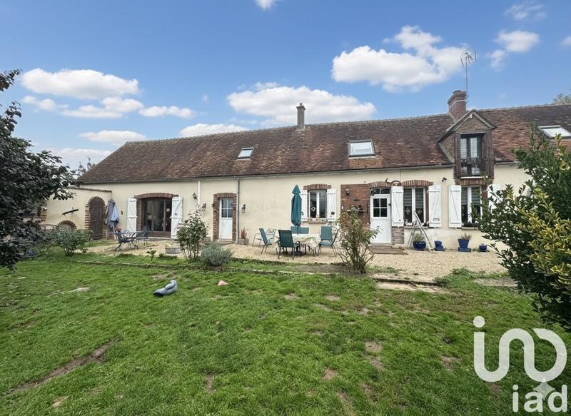 Maison - 205 m² - 11 pièces