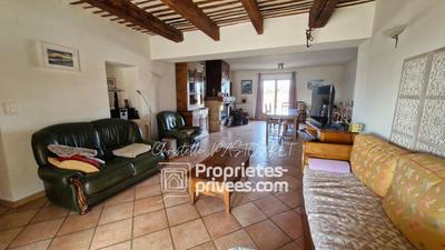 Propriété - 900 m² - 28 pièces