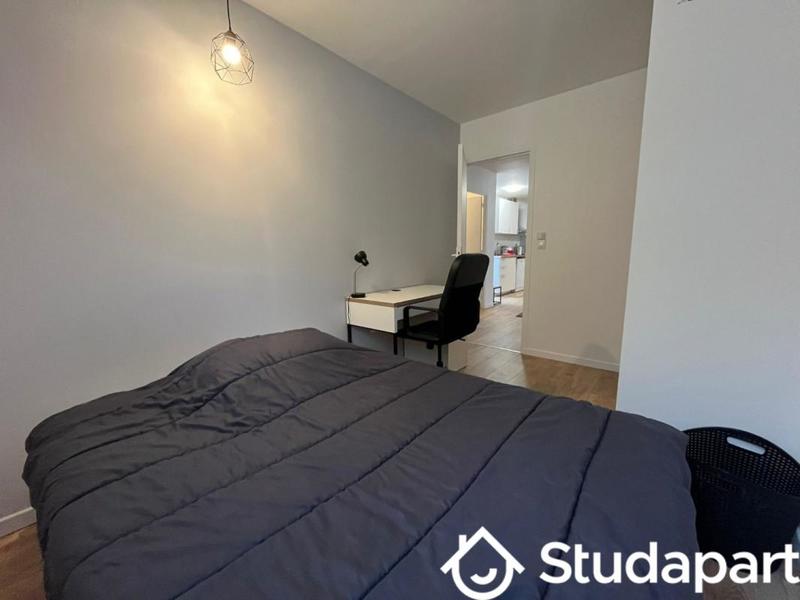 Chambre - 12 m² - 1 pièce