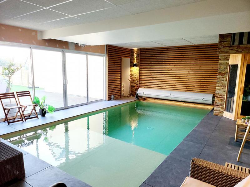 Maison - 220 m² - 8 pièces