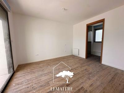 Appartement - 97 m² - 4 pièces